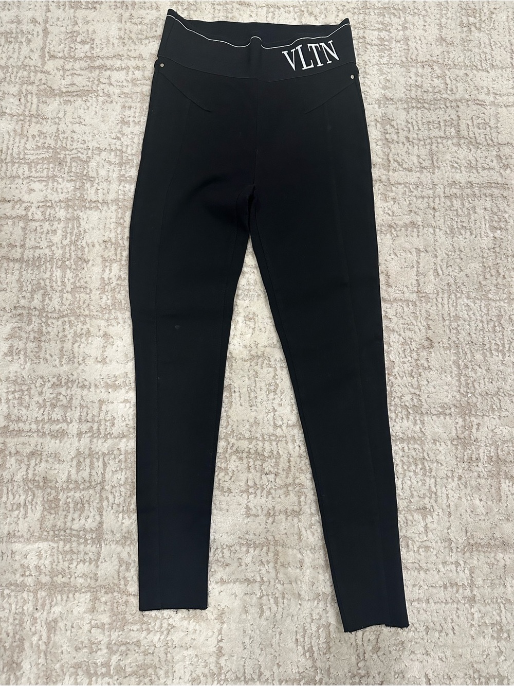 VALENTINO VLTN Black Fleece Lined Pull On Leggings Pants M Made in Italy